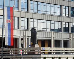 Одређен притвор окривљеном С.Б.