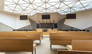 Одређен притвор окривљенима С.М, М.А и П.С.